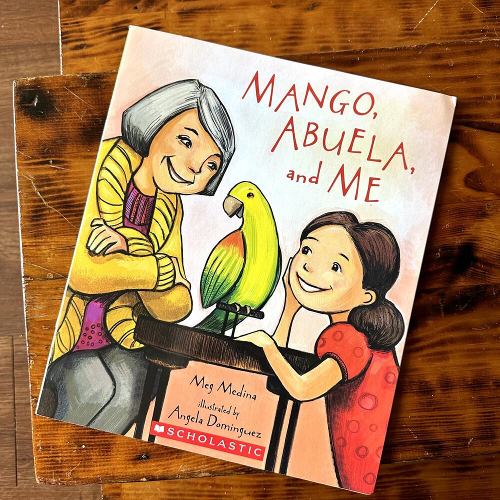 Scholastic Mango, Abuela & Me Paperback Book
